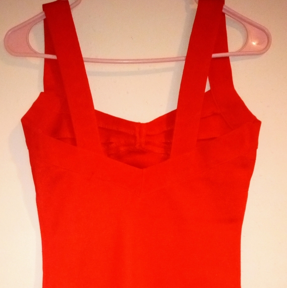 MODISH DRESS - Picture 4 of 5